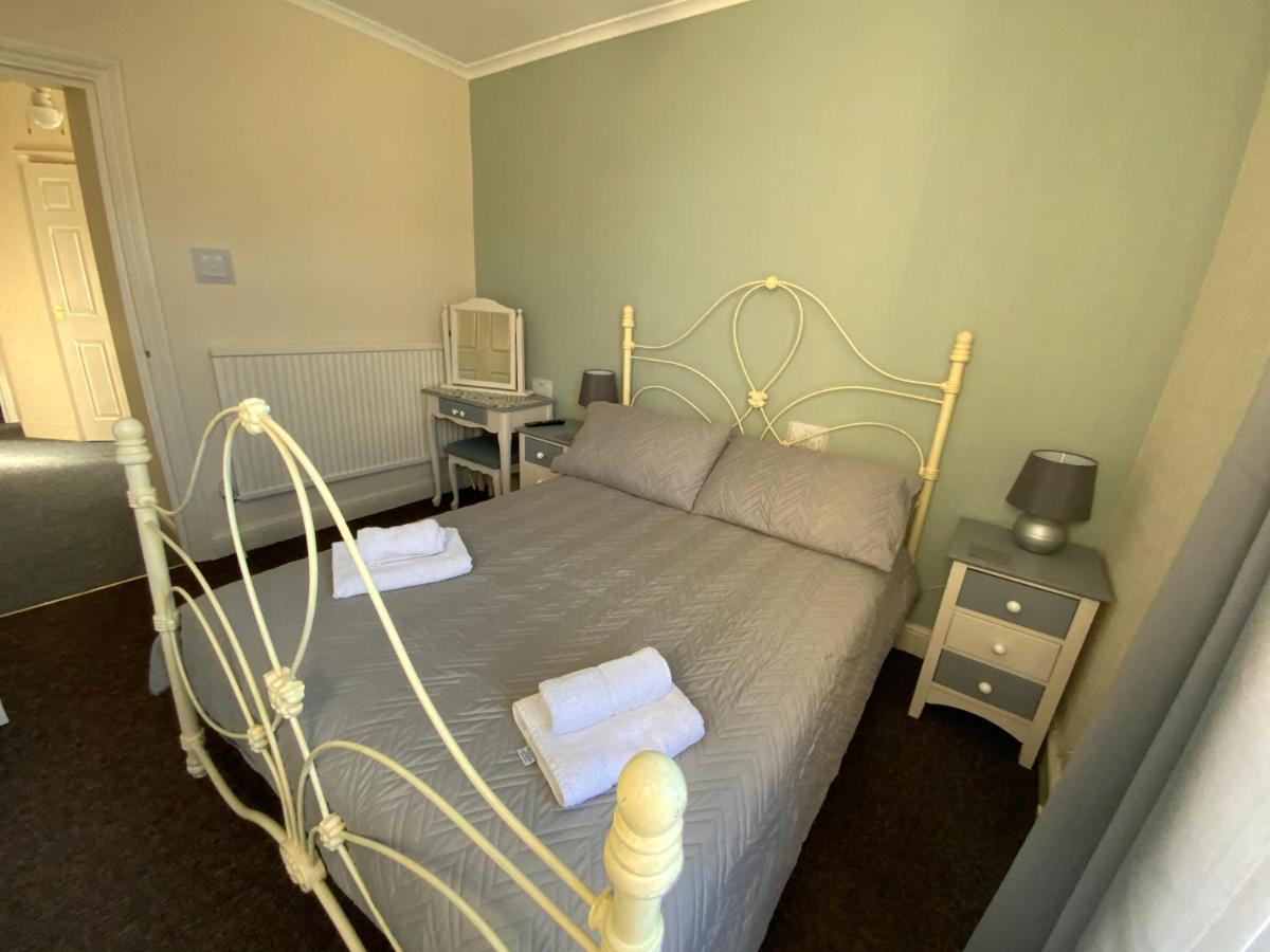 The Laurels Hotel Скегнес Екстериор снимка